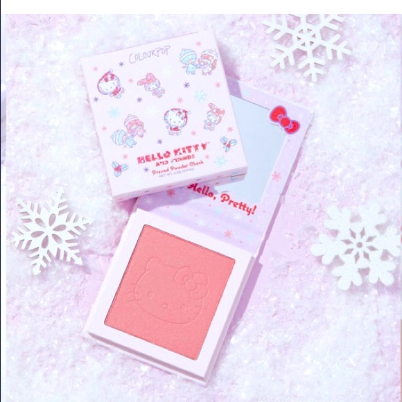 ✨NEW❄️SALE!!🔥Colourpop Hello Kitty Bundled Up Blush
